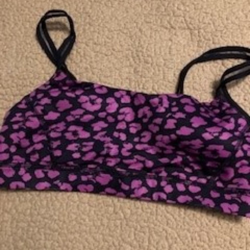 Lululemon Sports Bra - Size 8